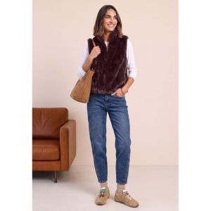  17820 RUSTIC ROUGE