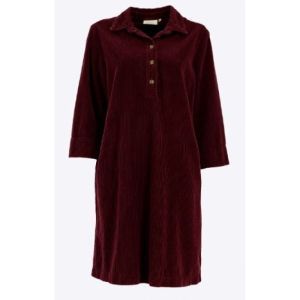  09 AUBERGINE